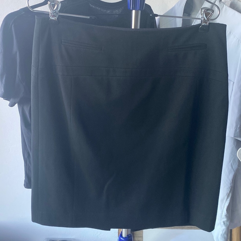Express Suit Skirt, Size 6